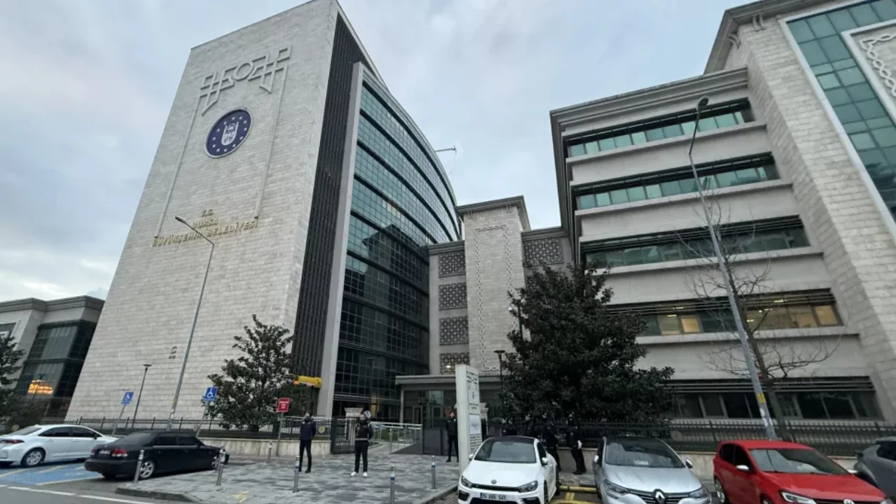 Bursa Büyükşehir Belediyesi 29 kalem bilişim malzemesi alacak: İhale 8 Eylül'de