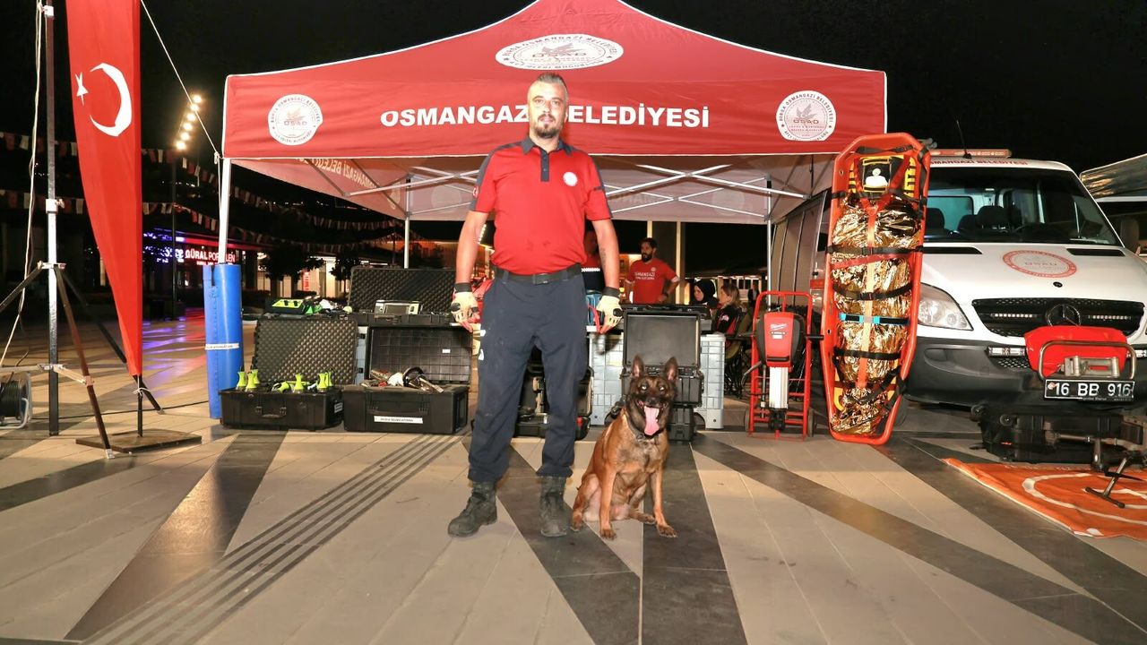 Osmangazi'de 17 Ağustos depremi için anma programı düzenlendi