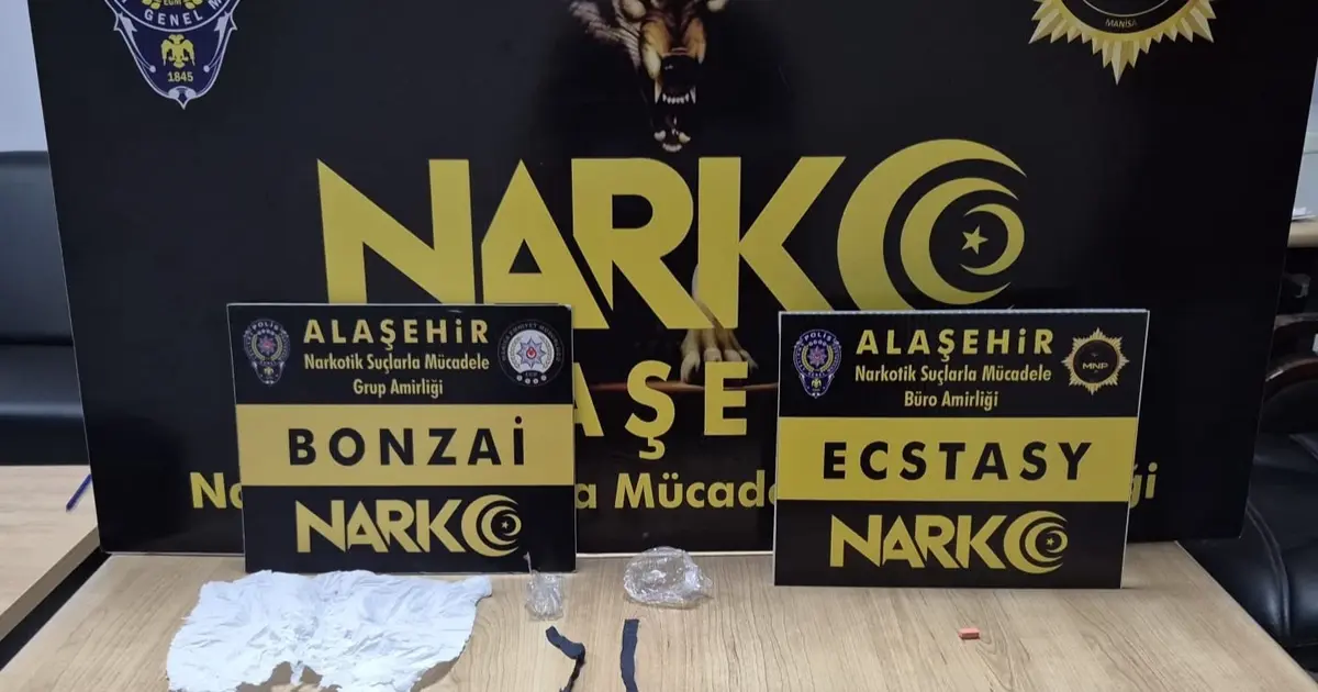 Alaşehir'de kovalamacanın ardından uyuşturucu madde ele geçirildi