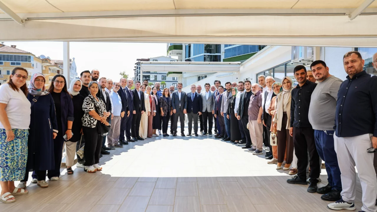 Biba, Mudanya'da muhtarlarla eşit hizmet hedefini açıkladı