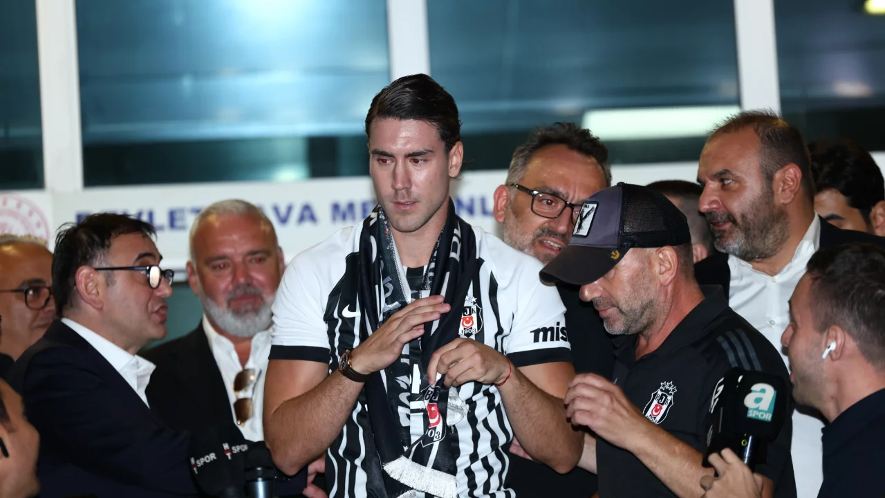 Dusan Vlahovic, Beşiktaş'ın UEFA kadrosunda: İlk maç 20 Ağustos