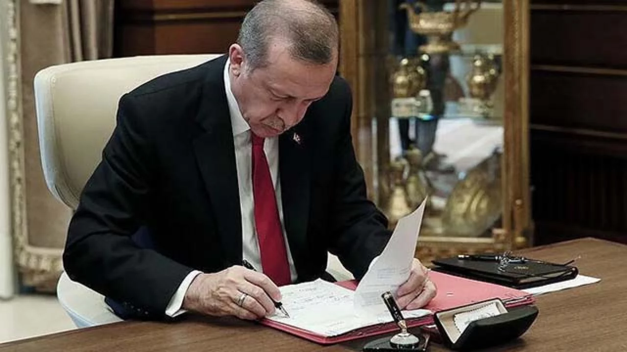 Cumhurbaşkanı Erdoğan, yeni yasayı Resmi Gazete'de duyurdu