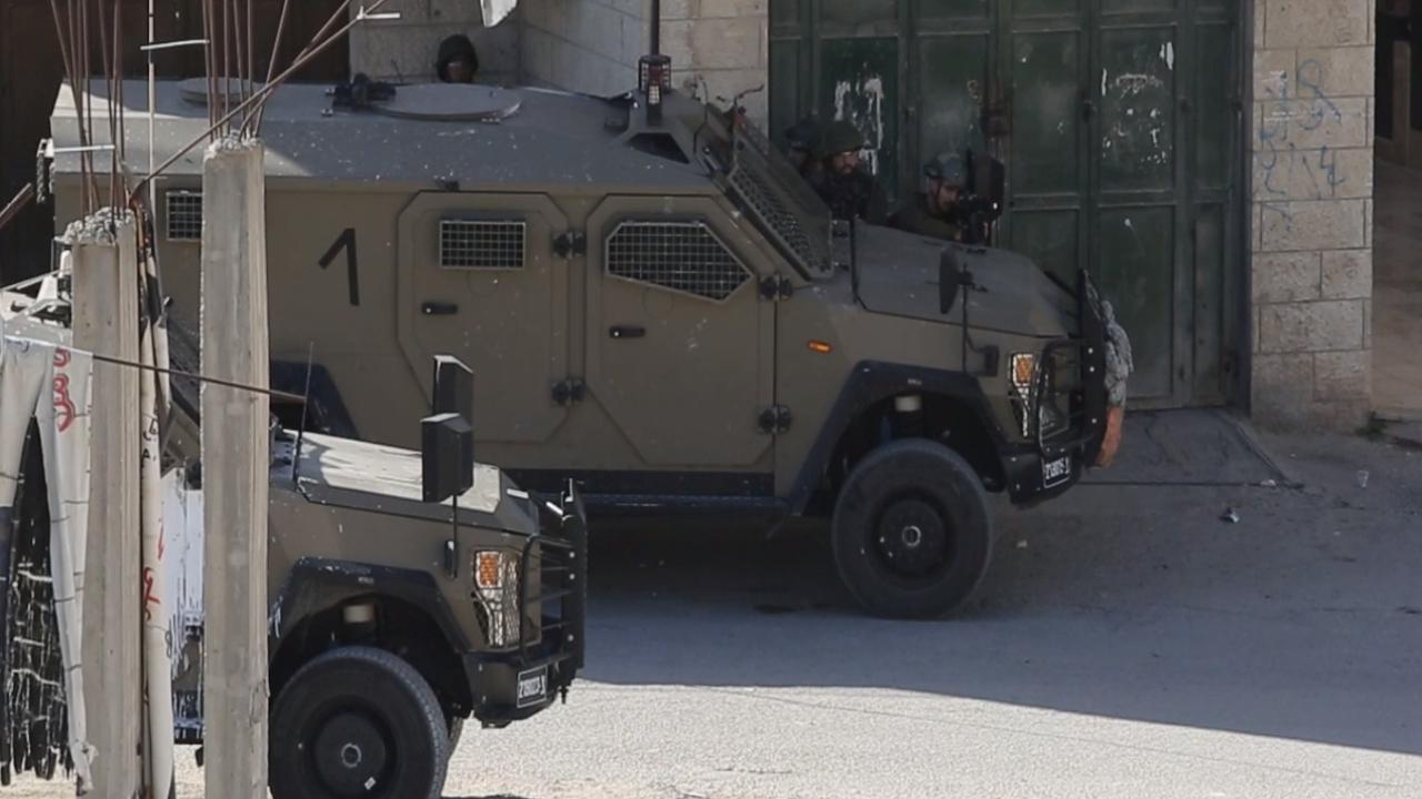 Beytüllahim'deki hastaneye İsrail baskını: Hasta yakınları hedef alındı Beytüllahim'deki hastaneye İsrail baskını: Hasta yakınları hedef alındı