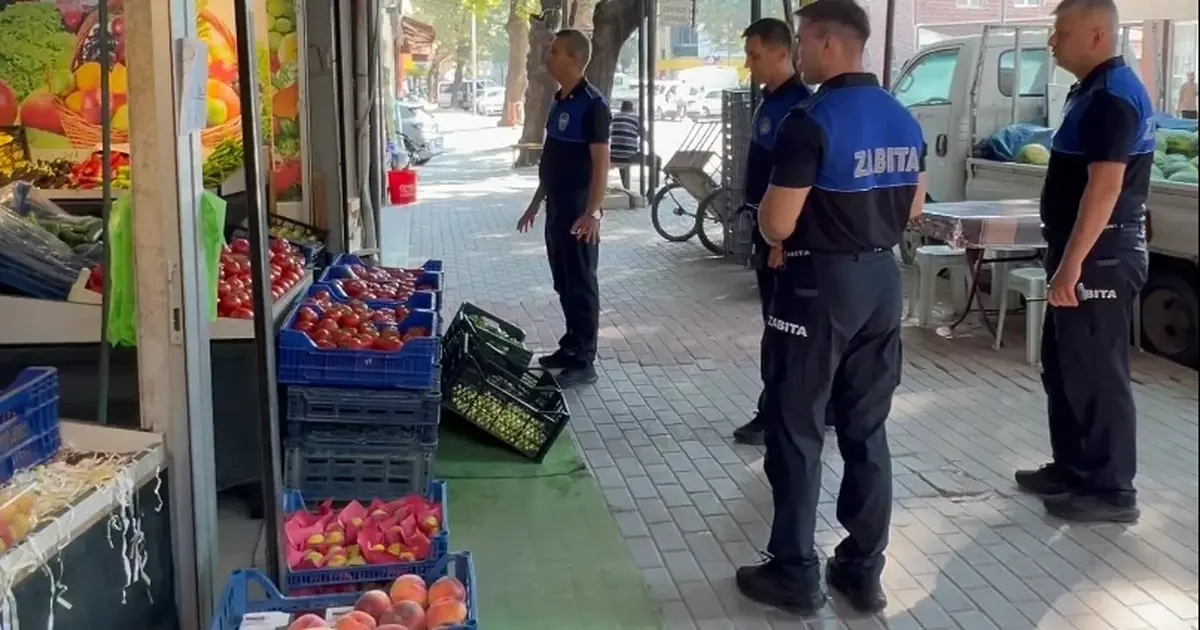 Zabıta Ekipleri İnegöl'de Kaldırım İşgali İçin Denetim Yaptı