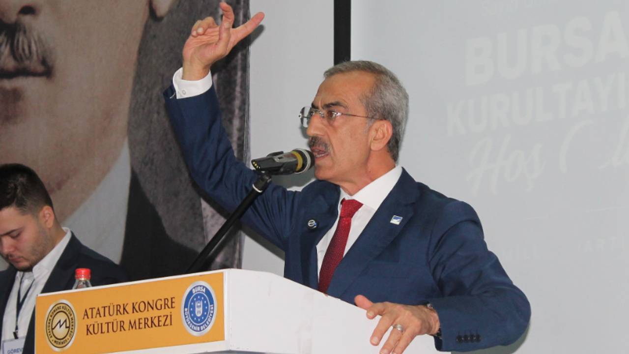 Bursa'da Millet Partisi kurultayı: Cuma Nacar'dan Çerçeve Yasa'ya sert sözler