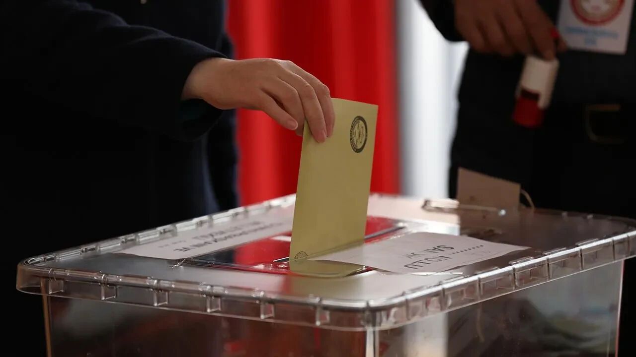 ASAL Araştırma: AK Parti %33.4, Yeni Parti %21.2 oy oranıyla önde ASAL Araştırma: AK Parti %33.4, Yeni Parti %21.2 oy oranıyla önde