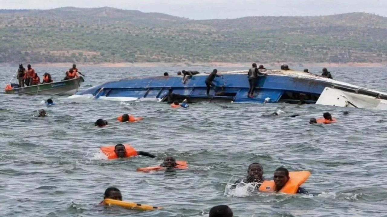 Kariba Gölü'nde feribot kazasında ölü sayısı 93'e yükseldi Kariba Gölü'nde feribot kazasında ölü sayısı 93'e yükseldi