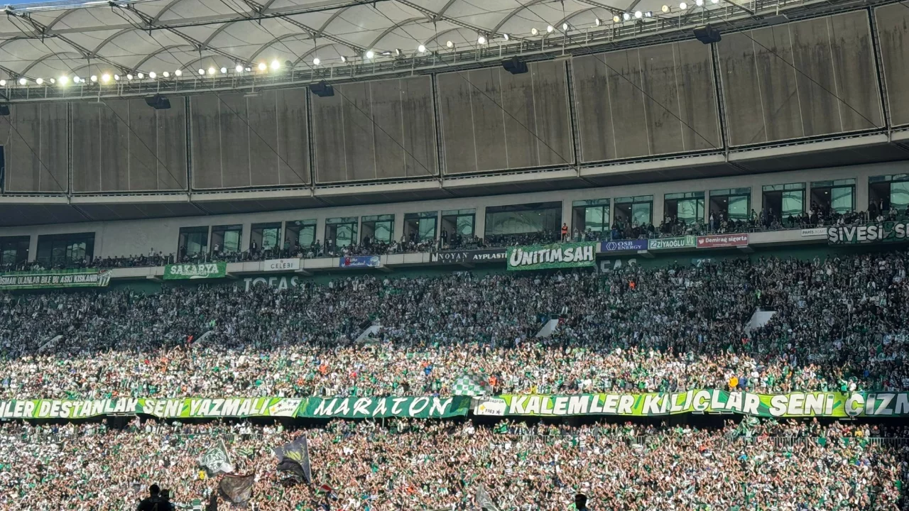 Iğdır FK Maçında Bursaspor Farkı: 40.850 Seyirci Iğdır FK Maçında Bursaspor Farkı: 40.850 Seyirci
