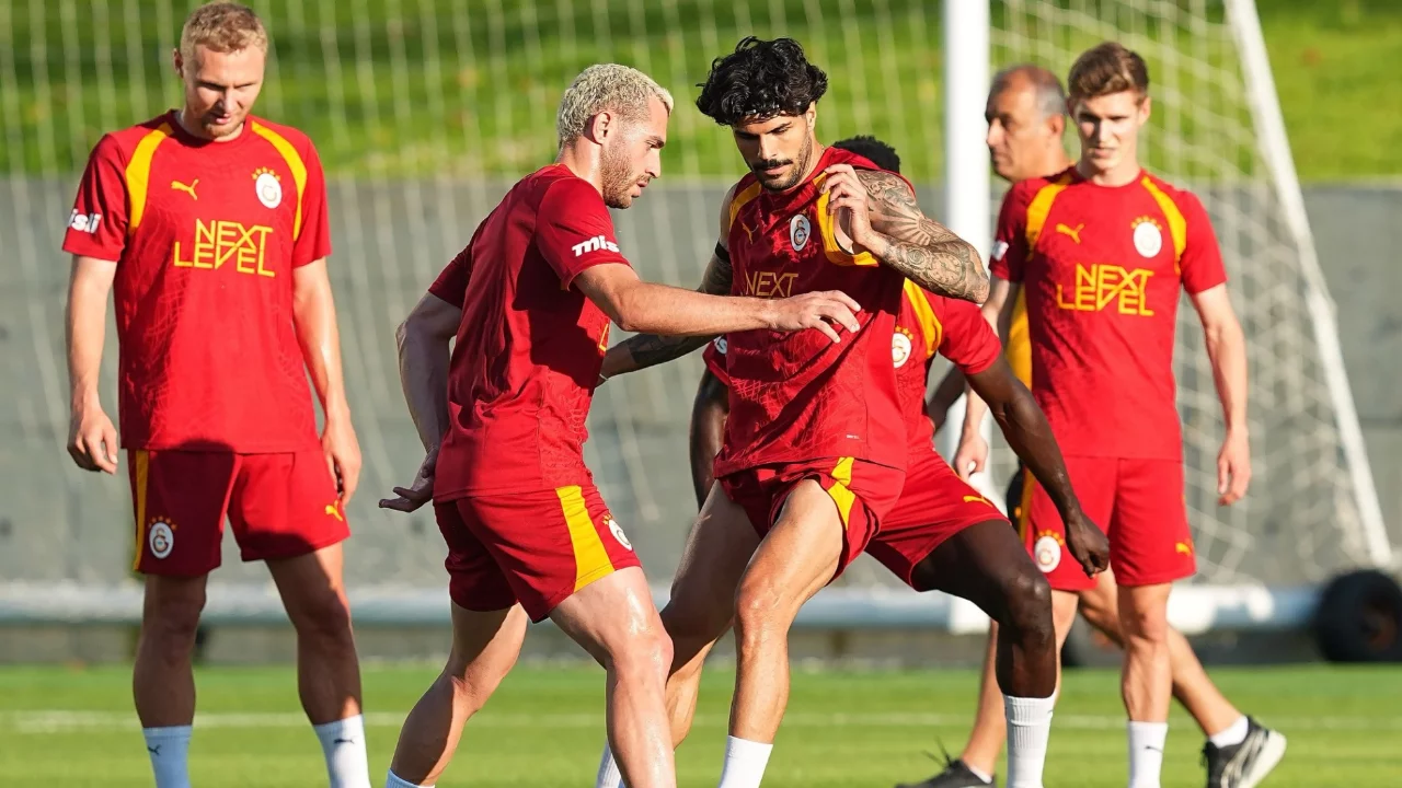 Galatasaray, Erzurumspor FK maçı için hazırlıklarını Kemerburgaz'da sürdürüyor Galatasaray, Erzurumspor FK maçı için hazırlıklarını Kemerburgaz'da sürdürüyor