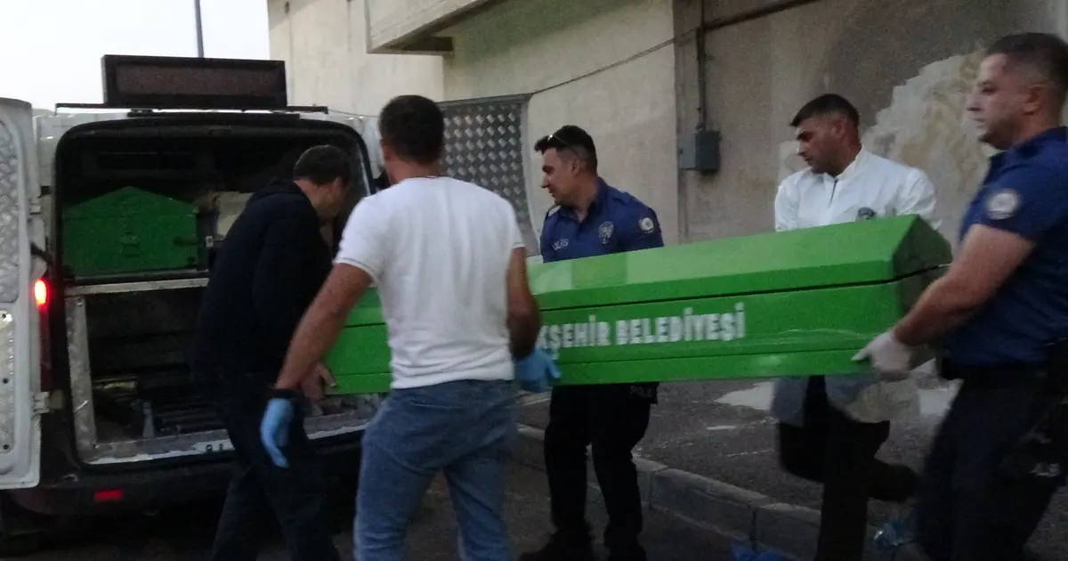 Erzurum'da bıçaklı kavga: 1 kişi hayatını kaybetti