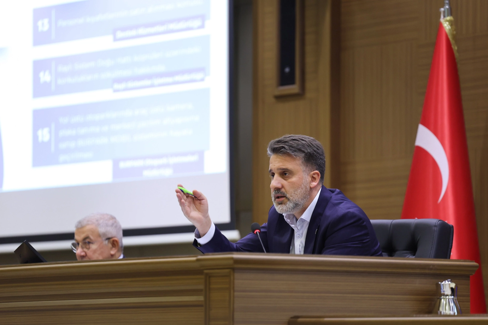 Şahin Biba, Bursa'nın hizmetlerini değerlendirdi