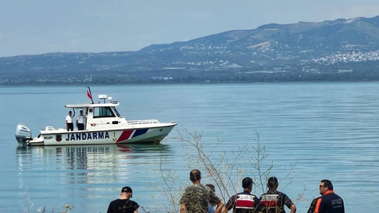 İznik Gölü'nde Boğulma Vakaları Artıyor: Acil Önlem Çağrısı Yapıldı