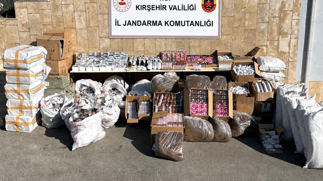 Kırşehir'de kaçakçılık operasyonu: 500 kilogram çay ele geçirildi