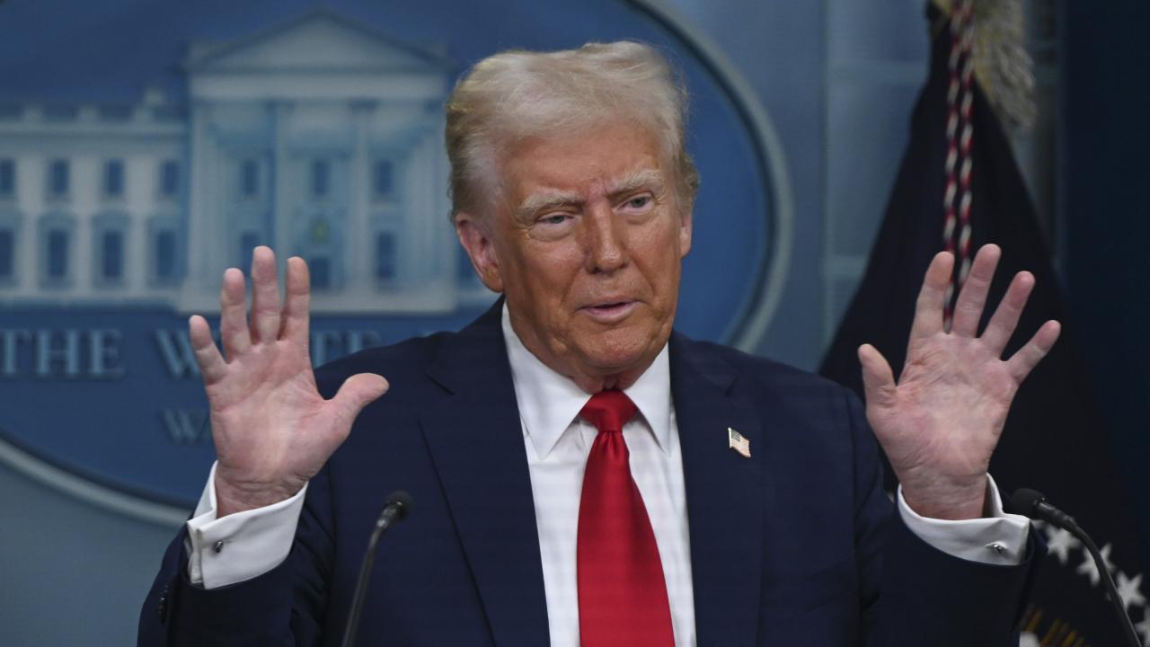 Trump, Hürmüz Boğazı'ndaki gerginliği vurguladı: Petrol fiyatları yükseliyor