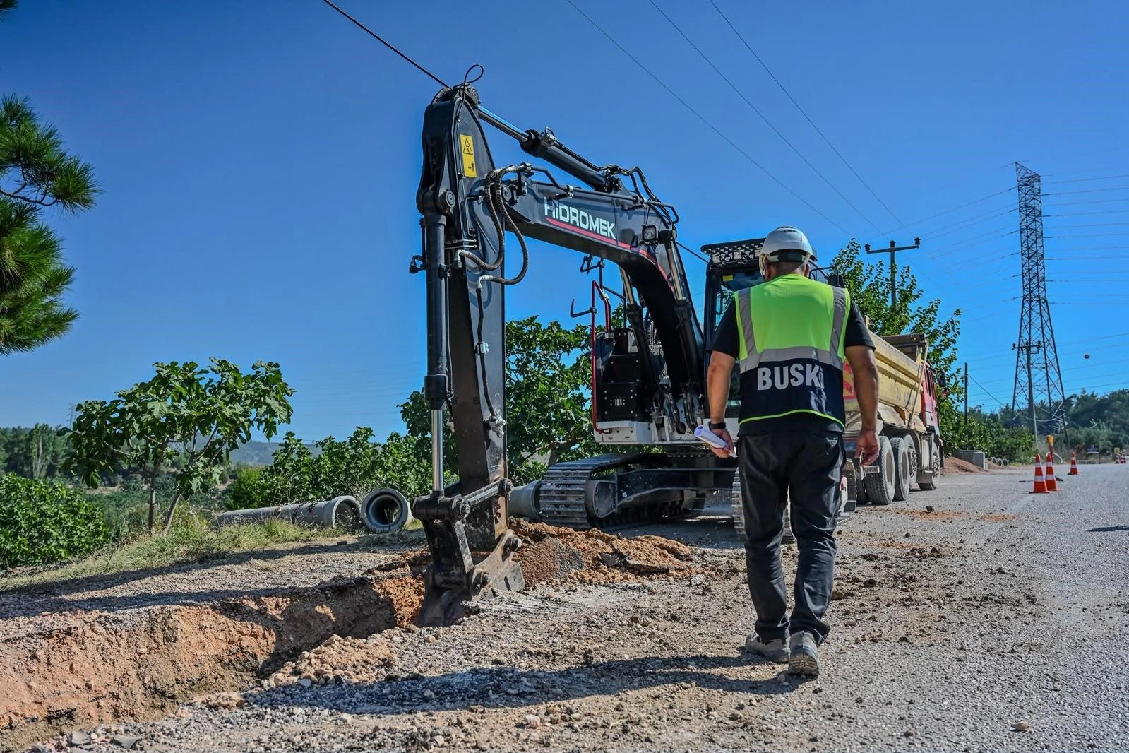 Bursa'da altyapı seferberliği: 1.200 metrelik kanalizasyon hattı