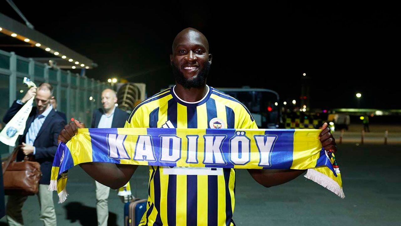 Fenerbahçe'de Lukaku, futbol kariyerini açıkladı
