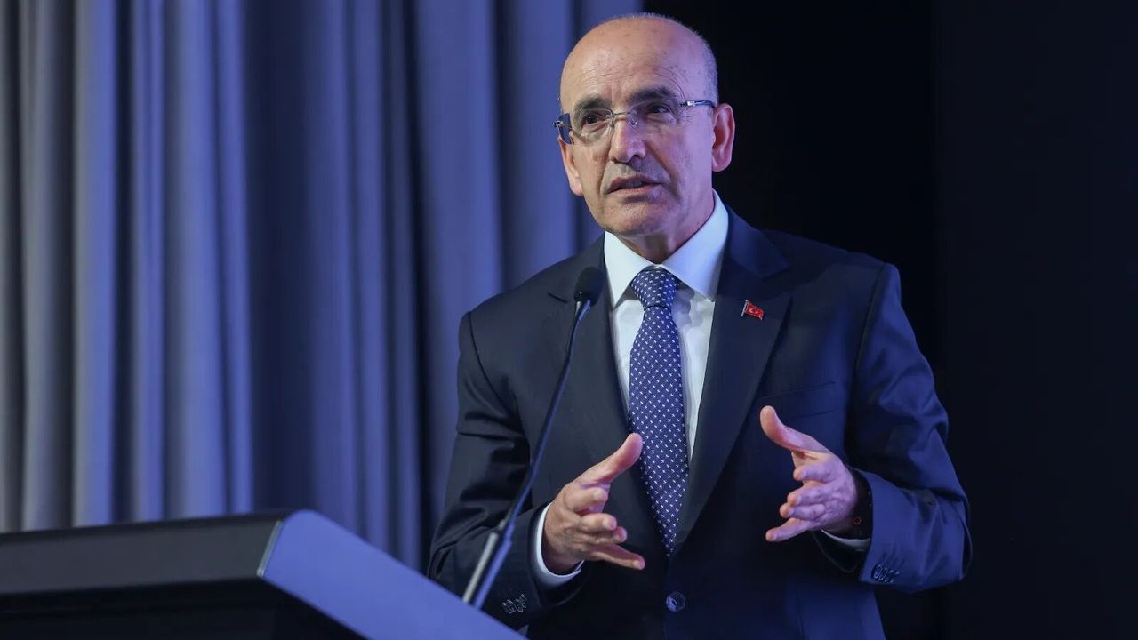 Mehmet Şimşek: İşsizlik oranı %7,9'a geriledi, istihdam 155 bin kişi arttı Mehmet Şimşek: İşsizlik oranı %7,9'a geriledi, istihdam 155 bin kişi arttı