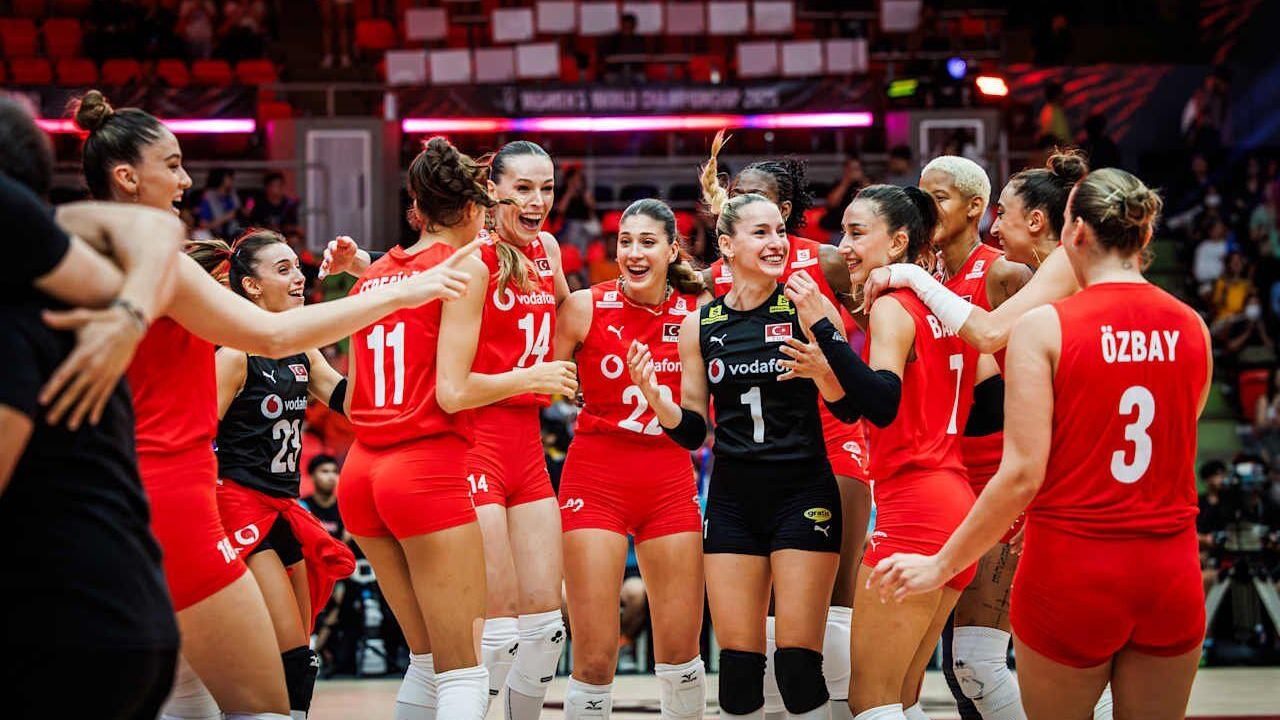 A Milli Kadın Voleybol Takımı, 2026 Avrupa Şampiyonası kadrosunu açıkladı