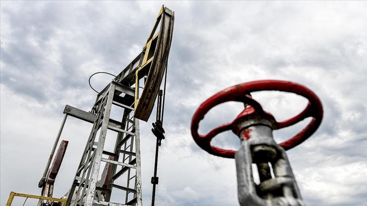 Brent petrolün varil fiyatı 91,82 dolara yükseldi
