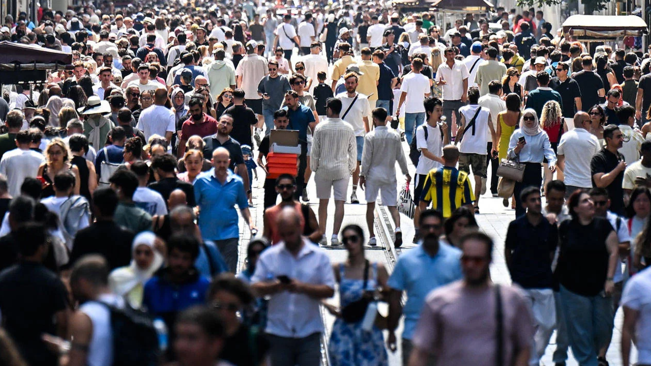 Nüfus artışı hız kesmiyor: 2026 verileri açıklandı
