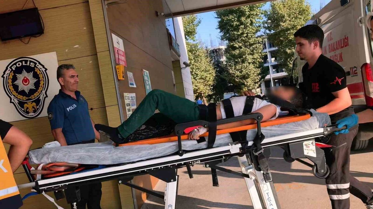 İnegöl'de otomobil kazası: 9 yaşındaki çocuk ağır yaralandı