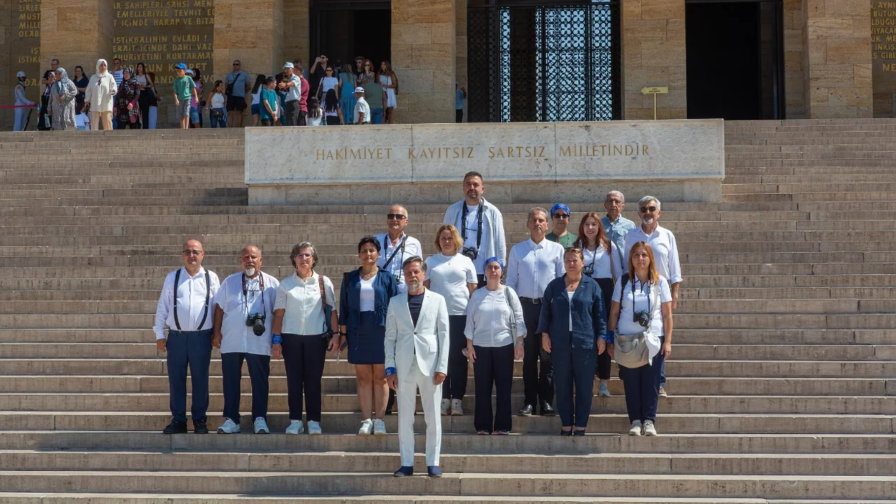 BUFSAD, Anıtkabir'de 40. yılını kutladı: Sanatın gücüne vurgu yaptı
