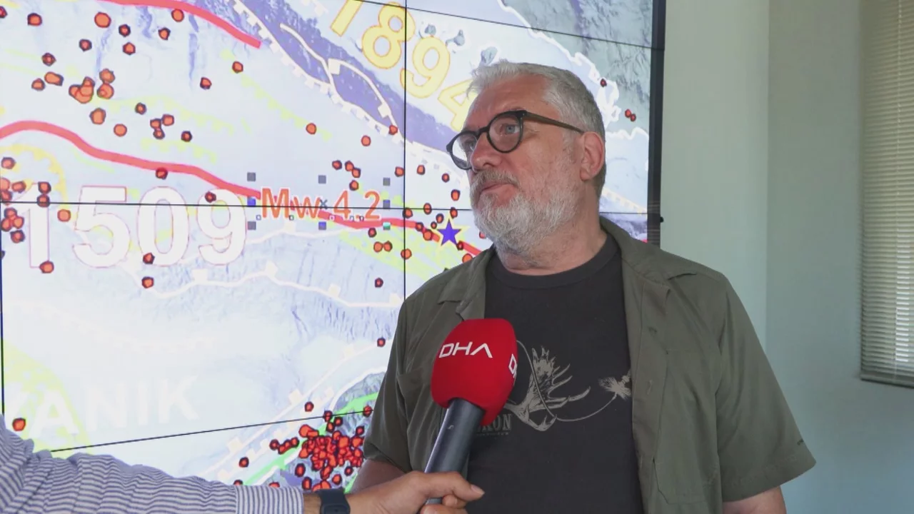 Cenk Yaltırak: Marmara'da doğal hareketlilik devam ediyor