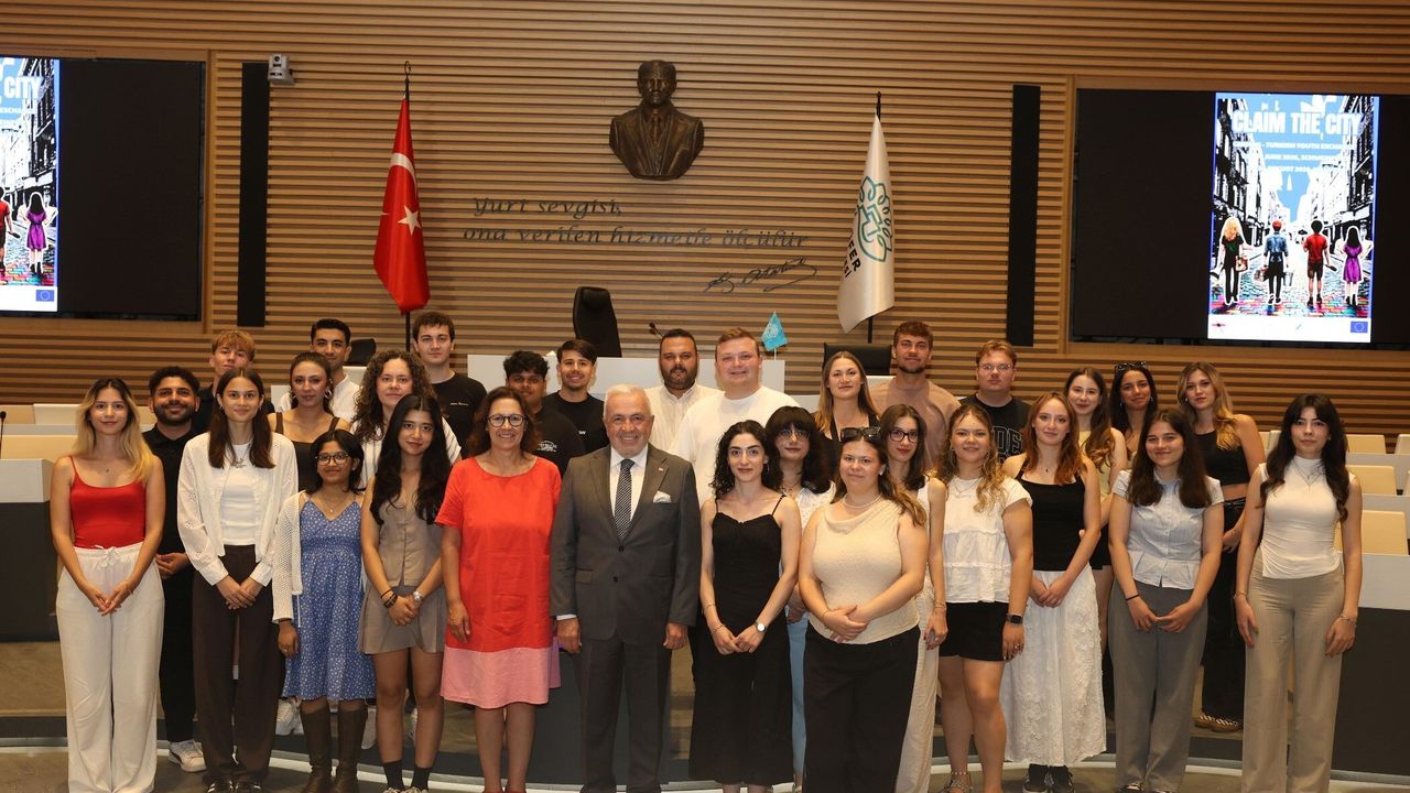 Gençler dostluk için buluştu: Nilüfer'de etkinlik gerçekleştirildi