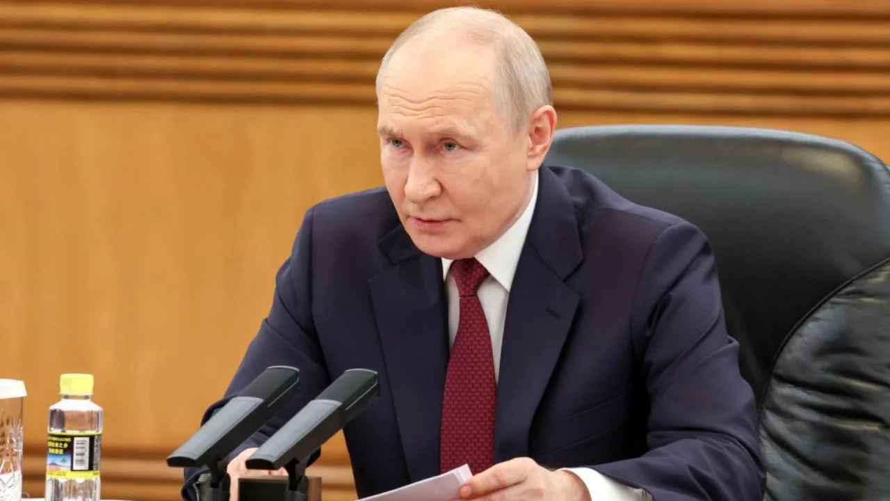 Putin, Rusya'da 30 gigavatlık yeni nükleer enerji yatırımlarını açıkladı
