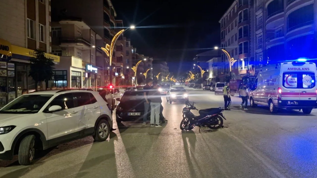Çorum Alaca'da motosiklet kazasında sürücü yaralandı: Hayati tehlikesi yok