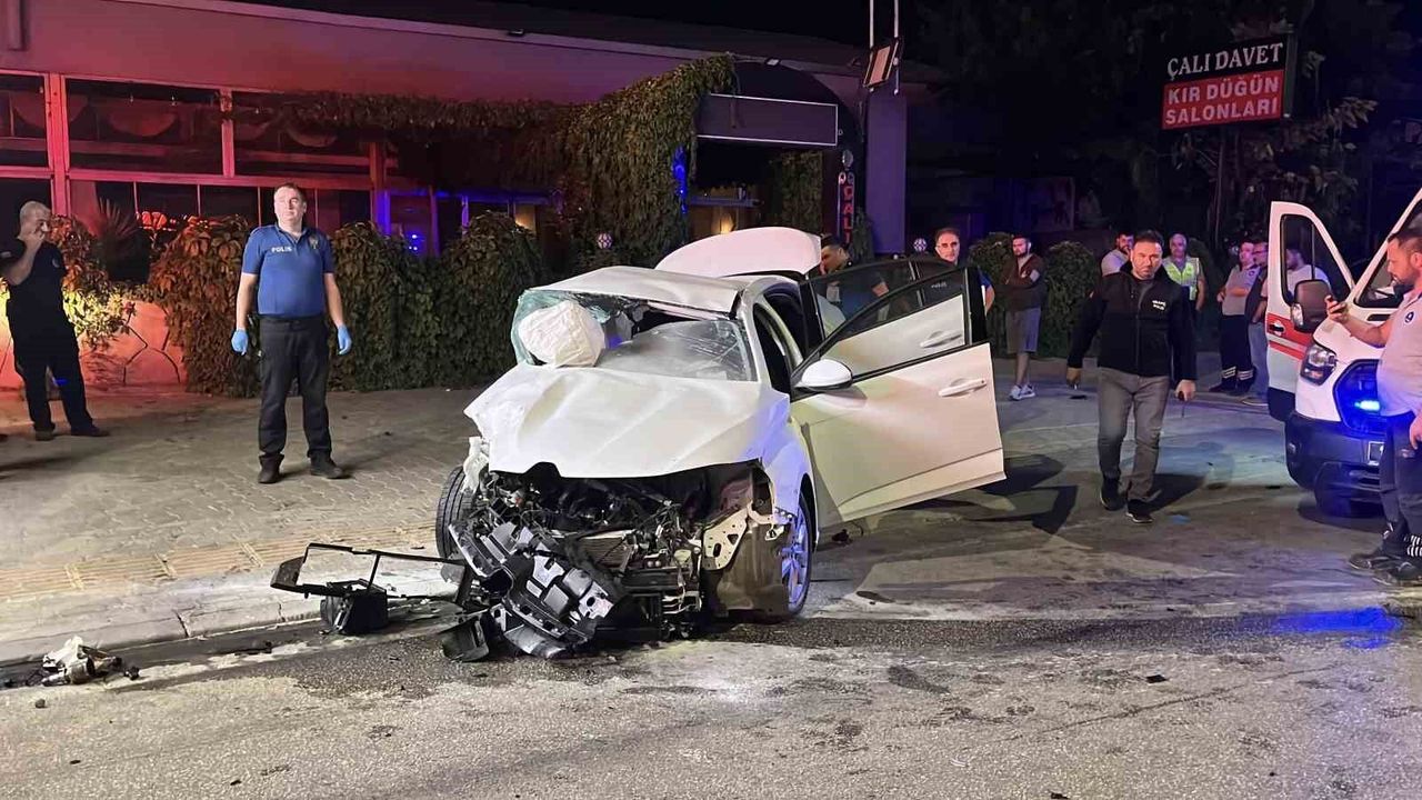 Bursa'da kaza: 2 güvenlik görevlisi hayatını kaybetti, 3 yaralı