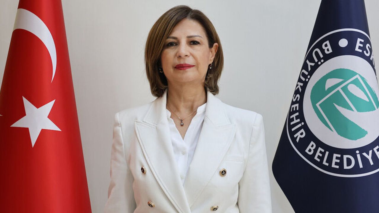 Eskişehir Büyükşehir Belediye Başkanı Ayşe Ünlüce, YENİ Parti'ye katıldı