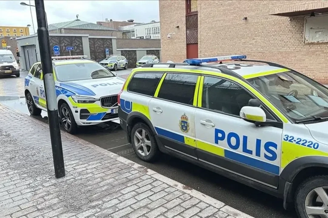 Kılıçlı saldırı İsveç'te bir liseyi hedef aldı: Yaralılar var
