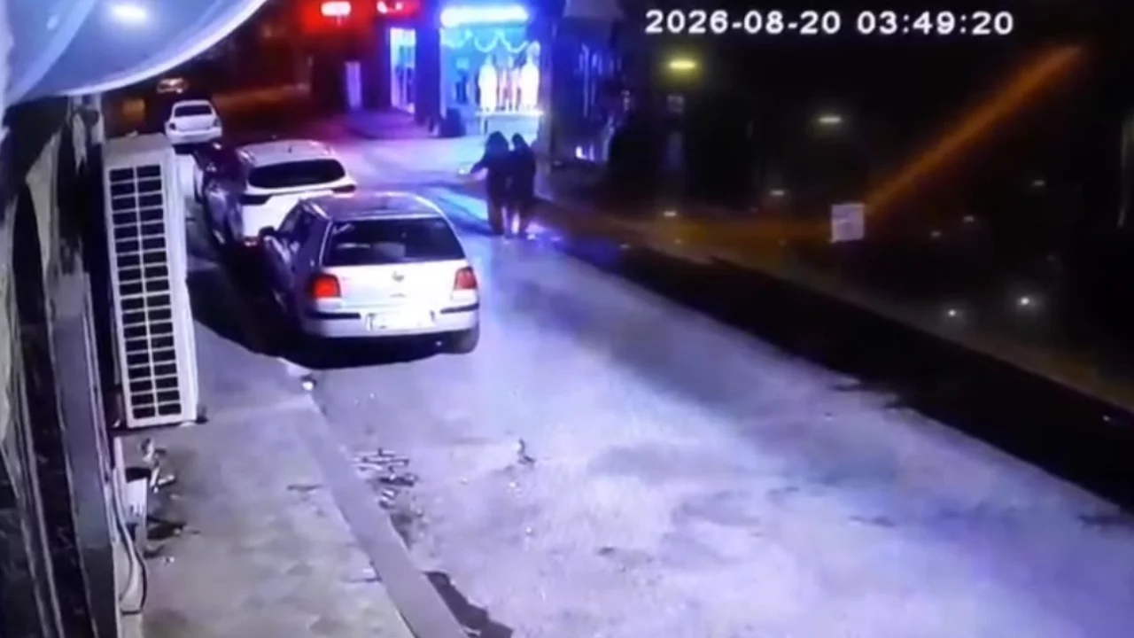 Kocaeli Darıca'da üç kardeşin son anları kamerada tespit edildi