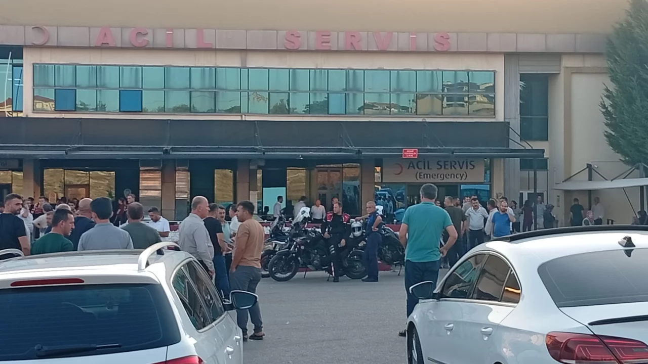 Nallıhan'daki maden ocağında göçük: 8 işçi yaralı, 1 ölü
