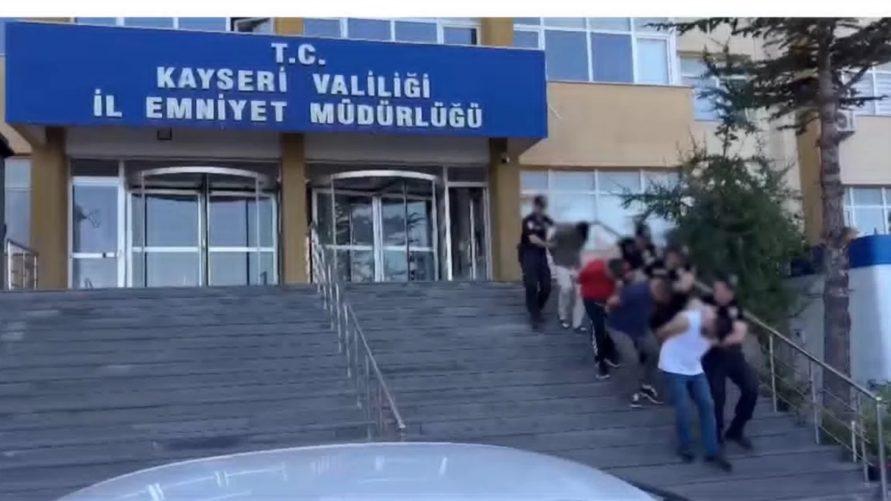 Kayseri'de uyuşturucu operasyonunda 4 şüpheli tutuklandı