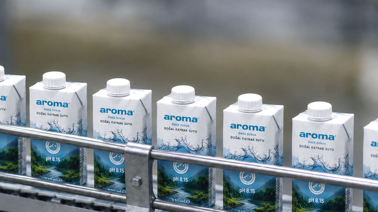 Aroma Su, Uludağ kaynaklı 330 ml doğal su için yeni ambalaj tasarladı