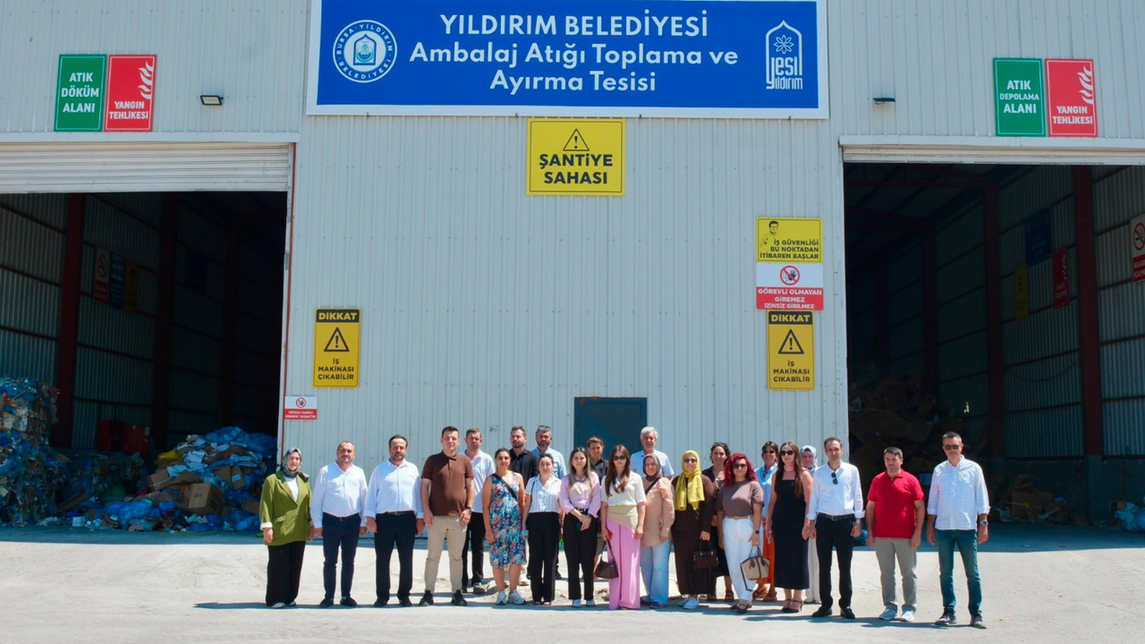 Bursa'nın 17 ilçesi sıfır atık için Yıldırım'da toplandı