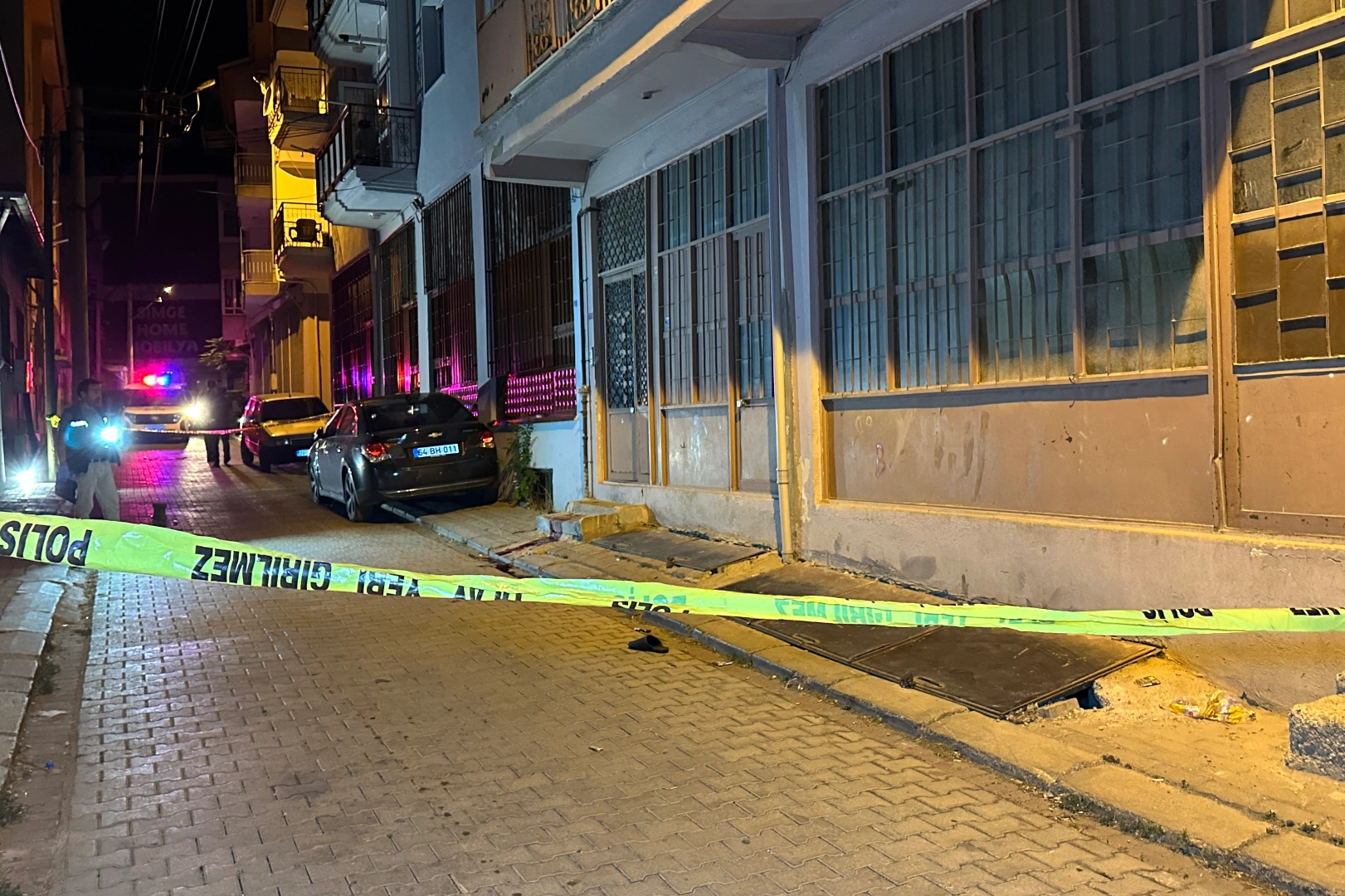 Uşak’ta bir kişi bıçakla ve tüfekle ağır yaralandı; 2 şüpheli tutuklandı
