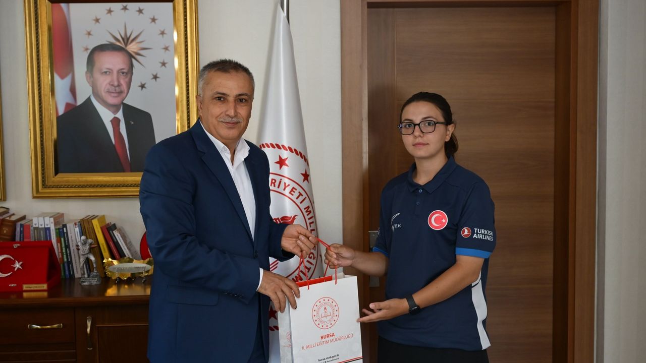 Genç okçu Fatma Nisa Gökdemir, Avrupa şampiyonluğunu kazandı