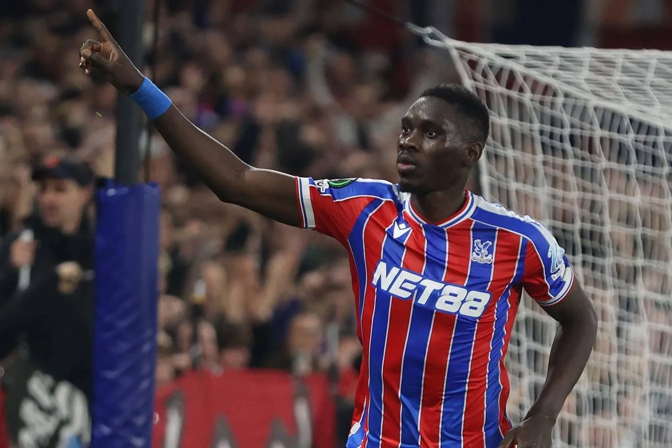 Galatasaray, Ismaila Sarr ile transfer görüşmelerine devam ediyor Galatasaray, Ismaila Sarr ile transfer görüşmelerine devam ediyor