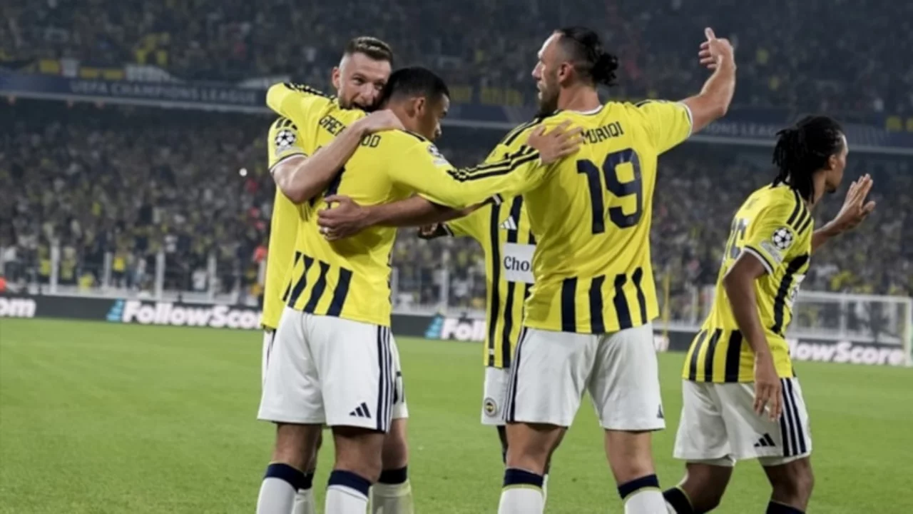 Fenerbahçe ile Konyaspor karşı karşıya geliyor: İlk 11'ler netleşti
