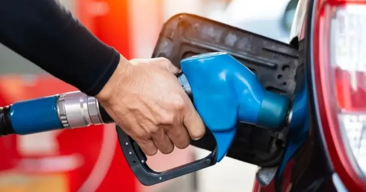 Benzin fiyatlarına 2,74 TL zam geliyor: 24 Ağustos'ta etkili olacak