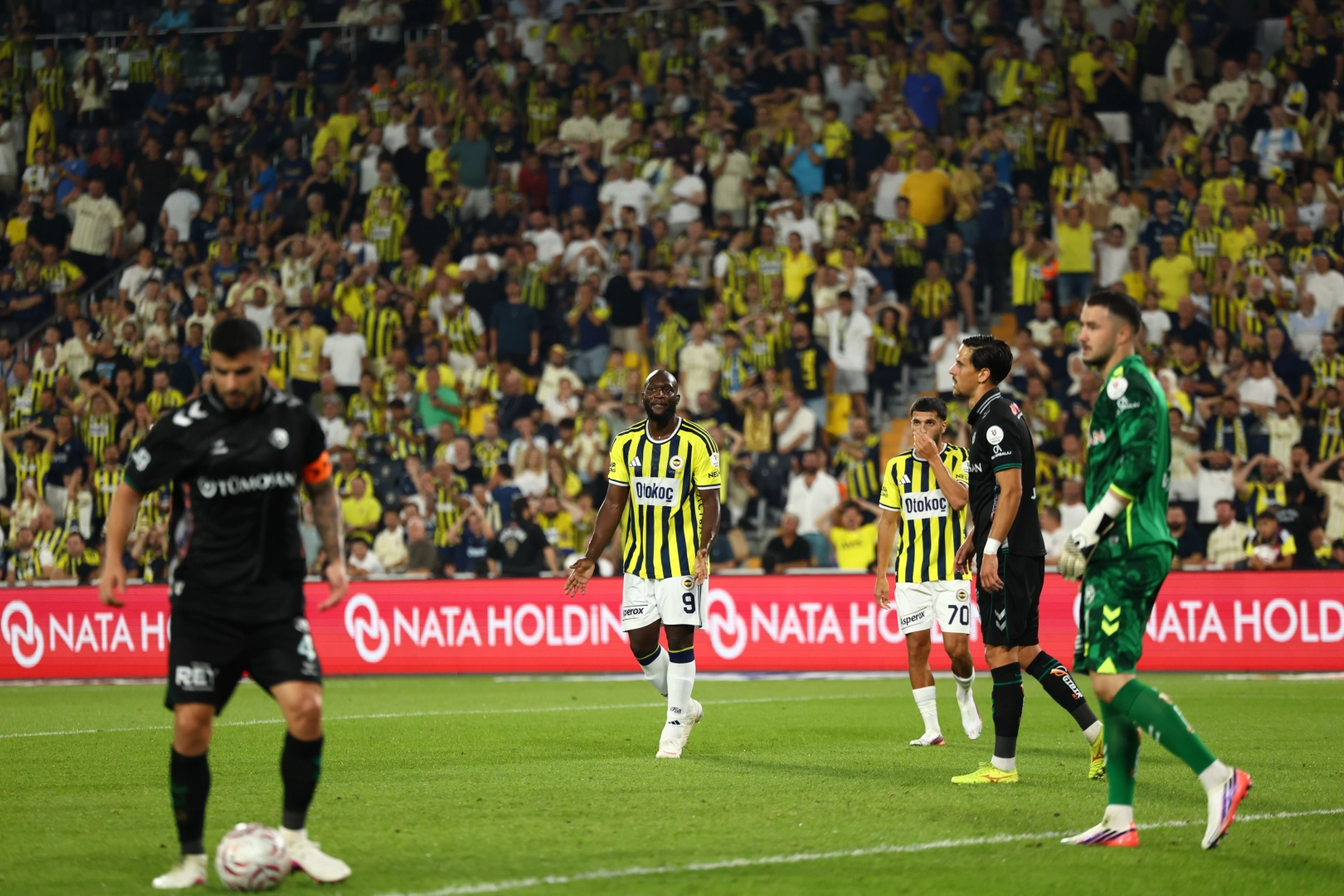 Romelu Lukaku, Fenerbahçe formasıyla Süper Lig'de ilk kez sahada