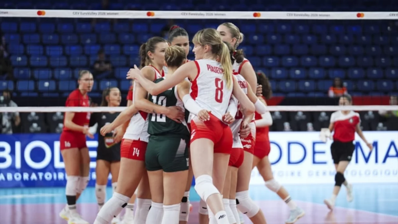 Polonya, A Grubu'nda Macaristan'ı 3-0 yenerek liderliğe yükseldi