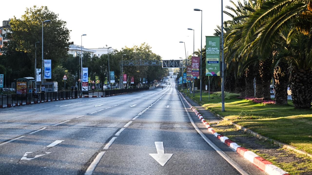 İstanbul'da 30 Ağustos için yollar kapatıldı: Alternatif güzergahlar belirlendi