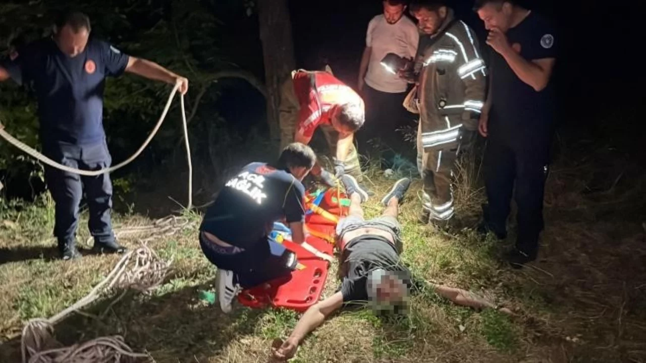 Osmangazi'de alkollü sürücü 50 metrelik uçurumdan düştü, kurtarıldı