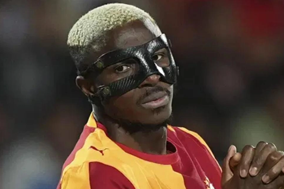 Galatasaray, Victor Osimhen için Al Hilal'in 130 milyon Euro teklifini reddetti Galatasaray, Victor Osimhen için Al-Hilal'in 130 milyon Euro teklifini reddetti