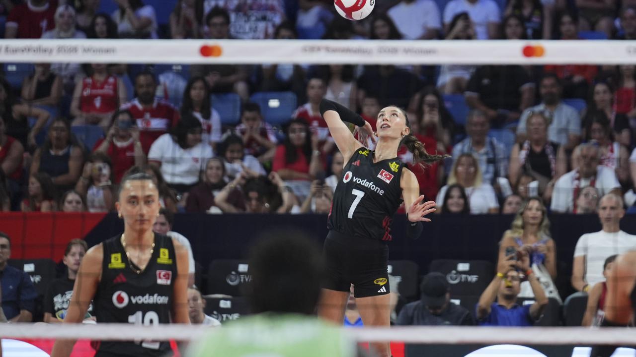 Filenin Sultanları, Slovenya'yı 3-1 yenerek grup aşamasında başarılı oldu