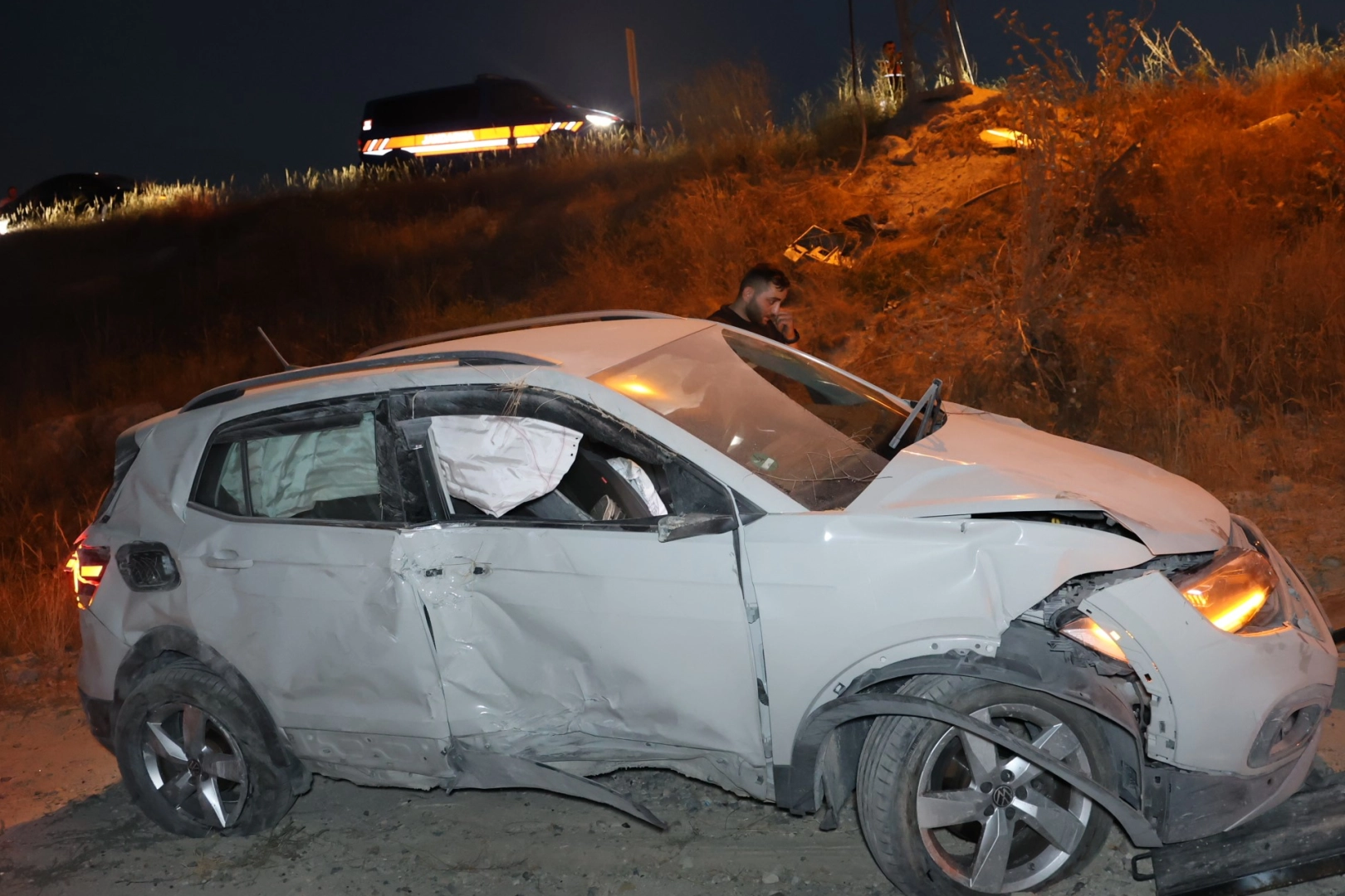 Nevşehir'de kaza: Otomobil lastiği patladı, 2 yaralı